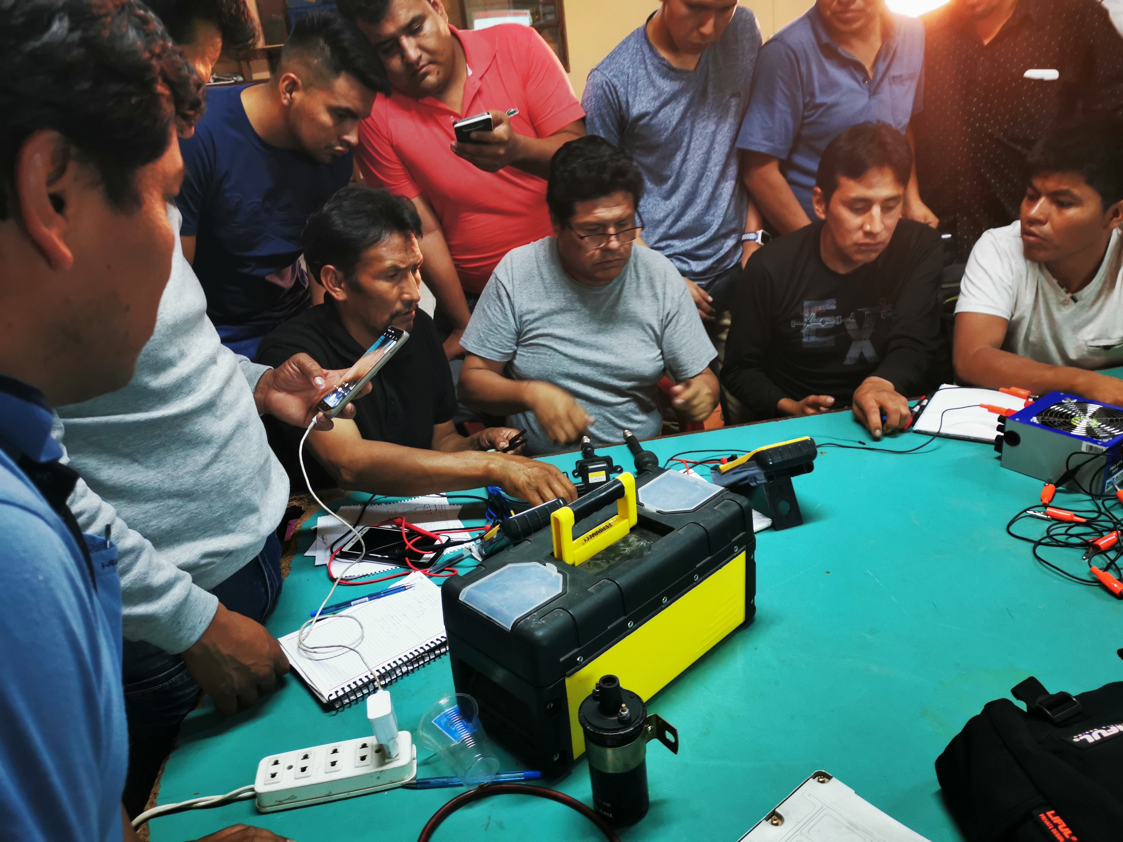 Autotronix Bolivia en acción